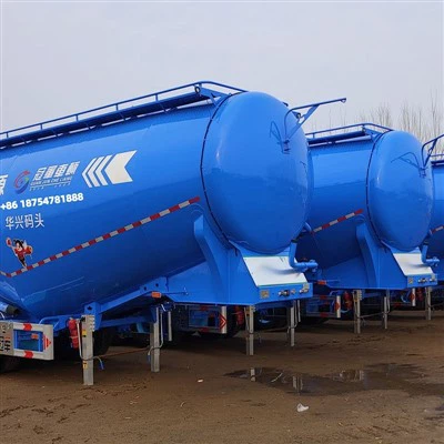 대량 시멘트 운반용 세미 트레일러의 어떤 부분이 정기적인 유지 보수가 필요합니까?